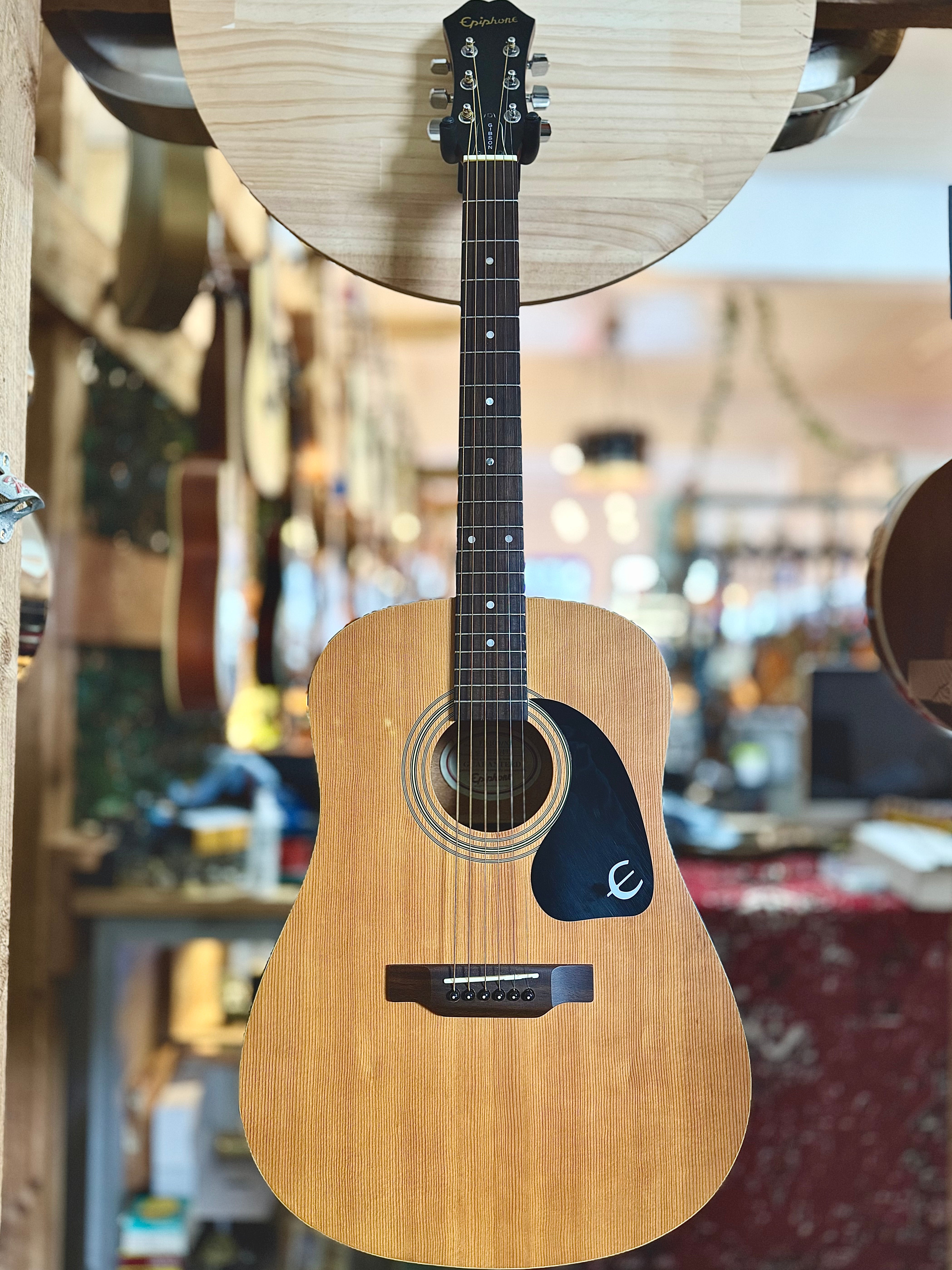 Epiphone | PR-100 | Dreadnought | Pre-Loved Epiphone | PR-100 | Dreadnought | Pre-Loved